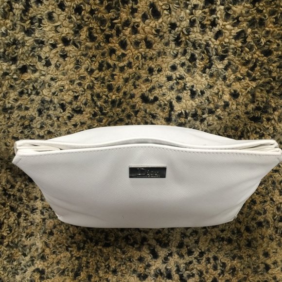 Dior Parfums Beaute' Cosmetic Bag White - Picture 5 of 8